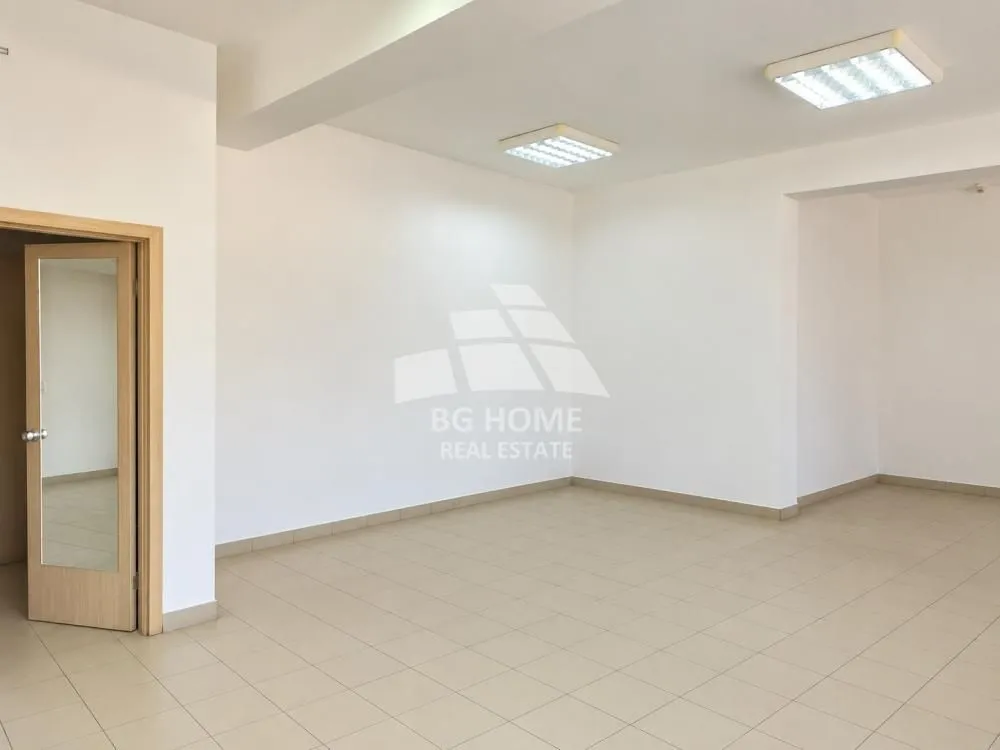 Sale, office space, 52m², Đeram Pijaca, Beograd