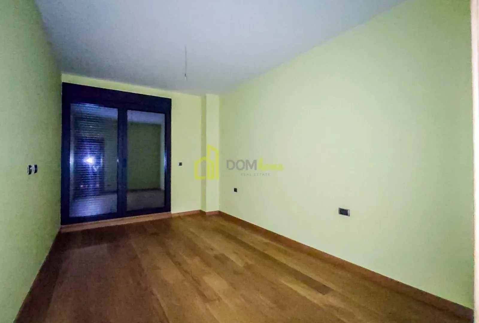 Prodaja, dvosoban stan, 100m², Kruševac, Podgorica