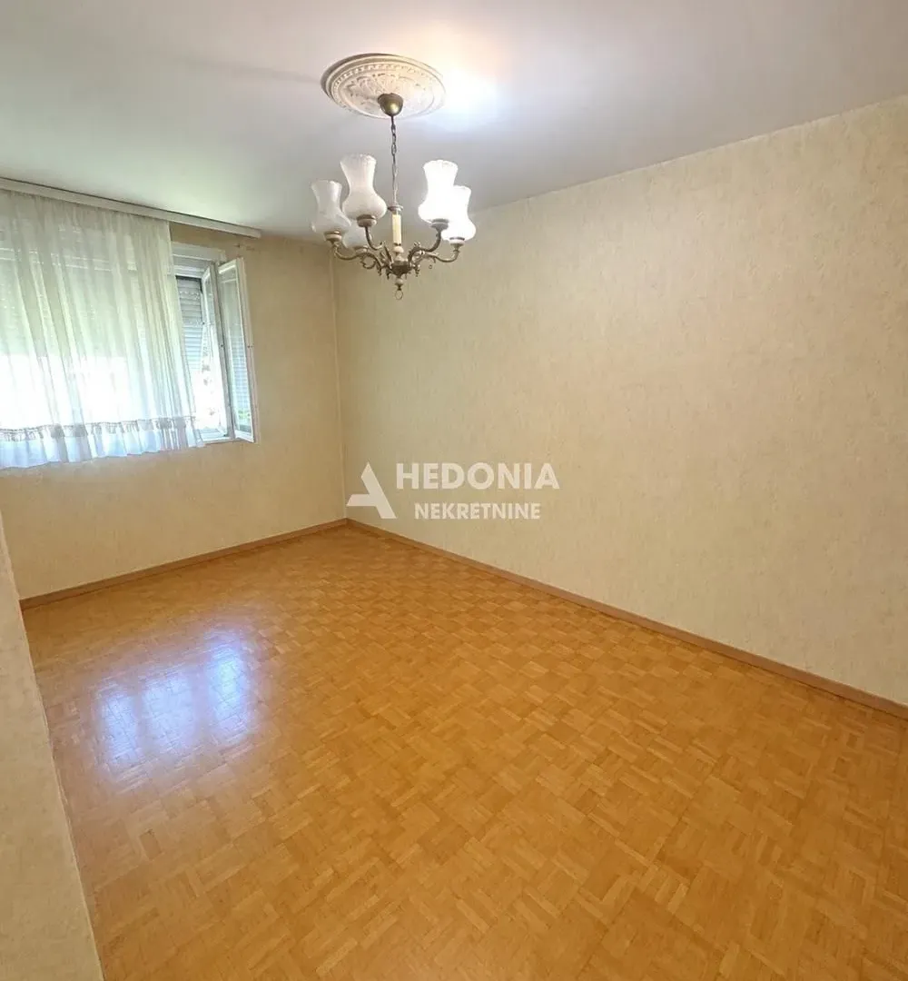 Prodaja, dvosoban stan, 49m², Karaburma, Palilula Sve Podlokacije