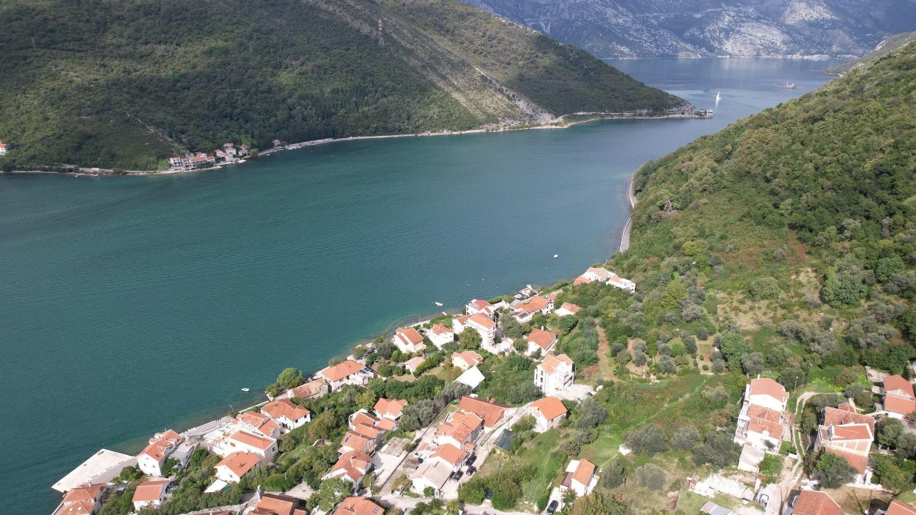 Prodaja, plac, 2145m², Lepetani, Tivat