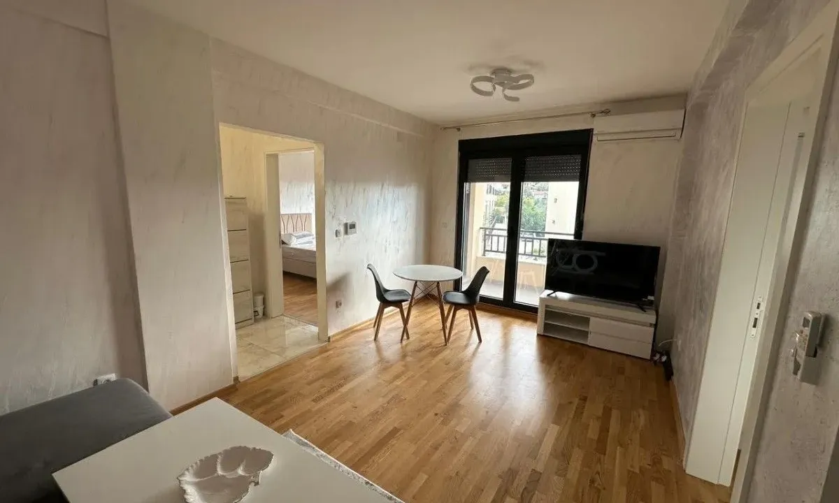 Rent, two bedroom apartment, 70m², Seljanovo, Tivat