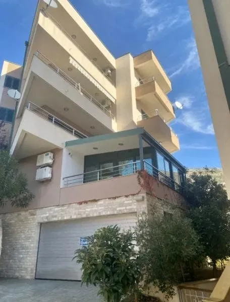 Prodaja, jednosoban stan, 44m², Petrovac, Budva