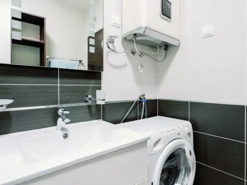 Sale, two bedroom apartment, 76m², Budva, Crna Gora - image 12