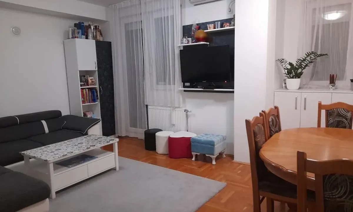 Prodaja, dvosoban stan, 52m², Bulevar Evrope, Novi Sad Sve Podlokacije