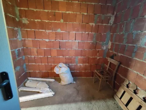 Prodaja, kuća, 232m², Bresje, Jagodina - image 11