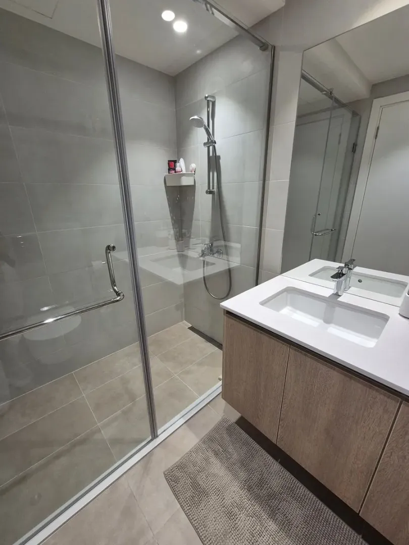 Izdavanje, trosoban stan, 88m², Beograd Na Vodi, Beograd