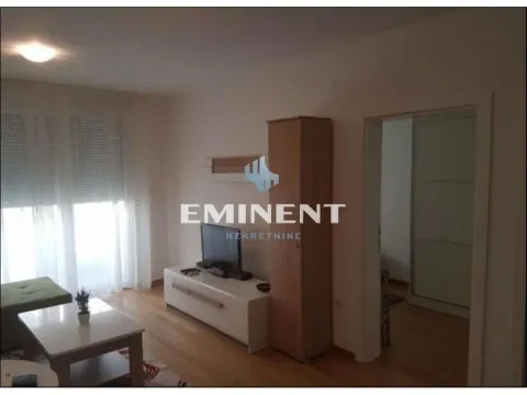 Izdavanje, stan, 40m², Zvezdara Sve Podlokacije, Beograd - image 2