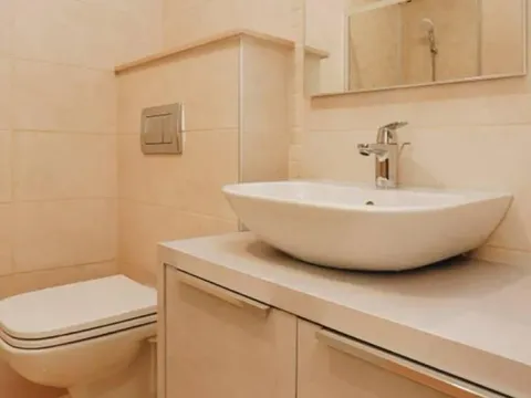 Sale, one bedroom apartment, 51m², Bečići, Budva - image 2