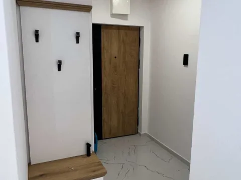 Rent, one bedroom apartment, 46m², Budva, Crna Gora - image 6