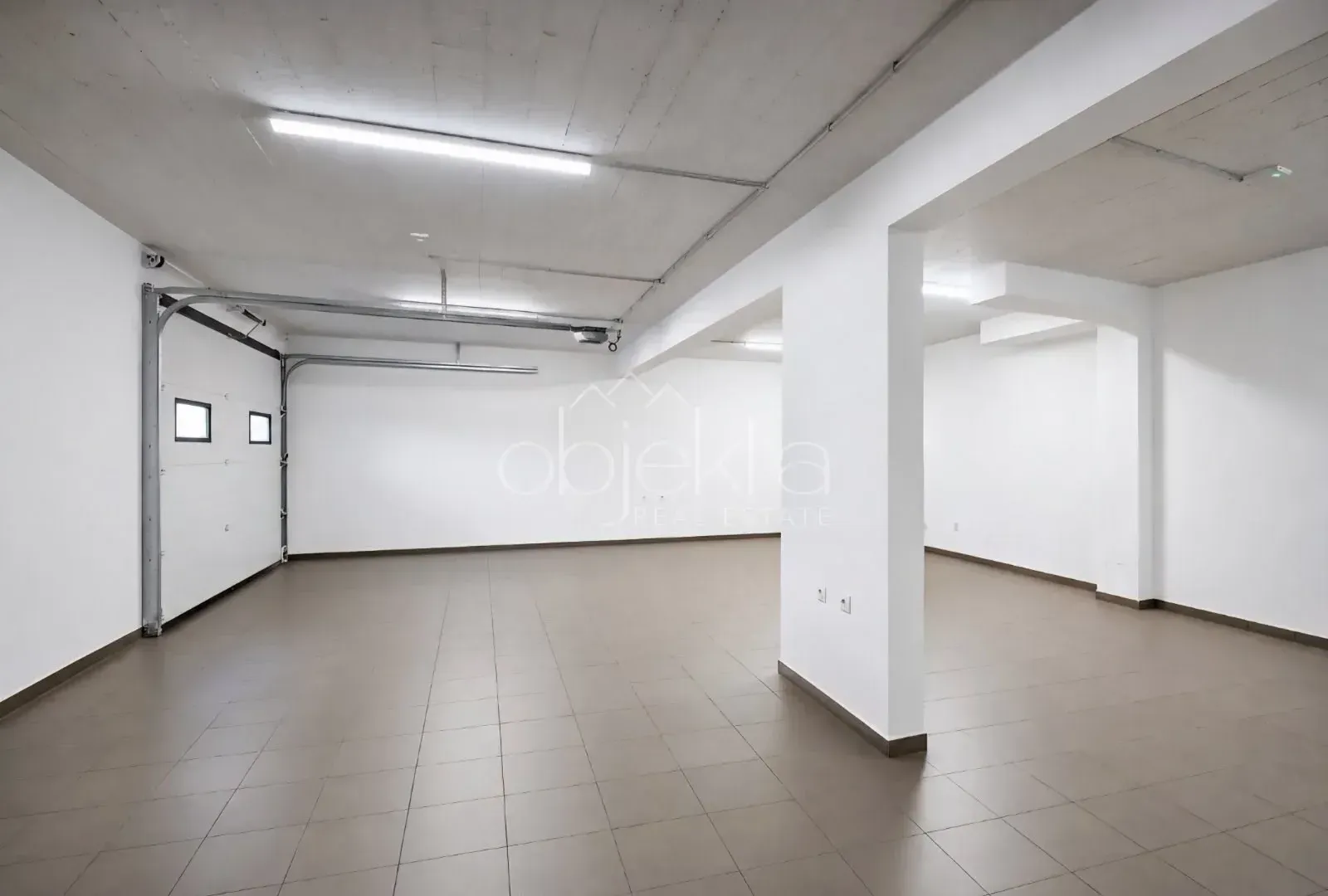 Rent, office space, 90m², Kotor, Crna Gora
