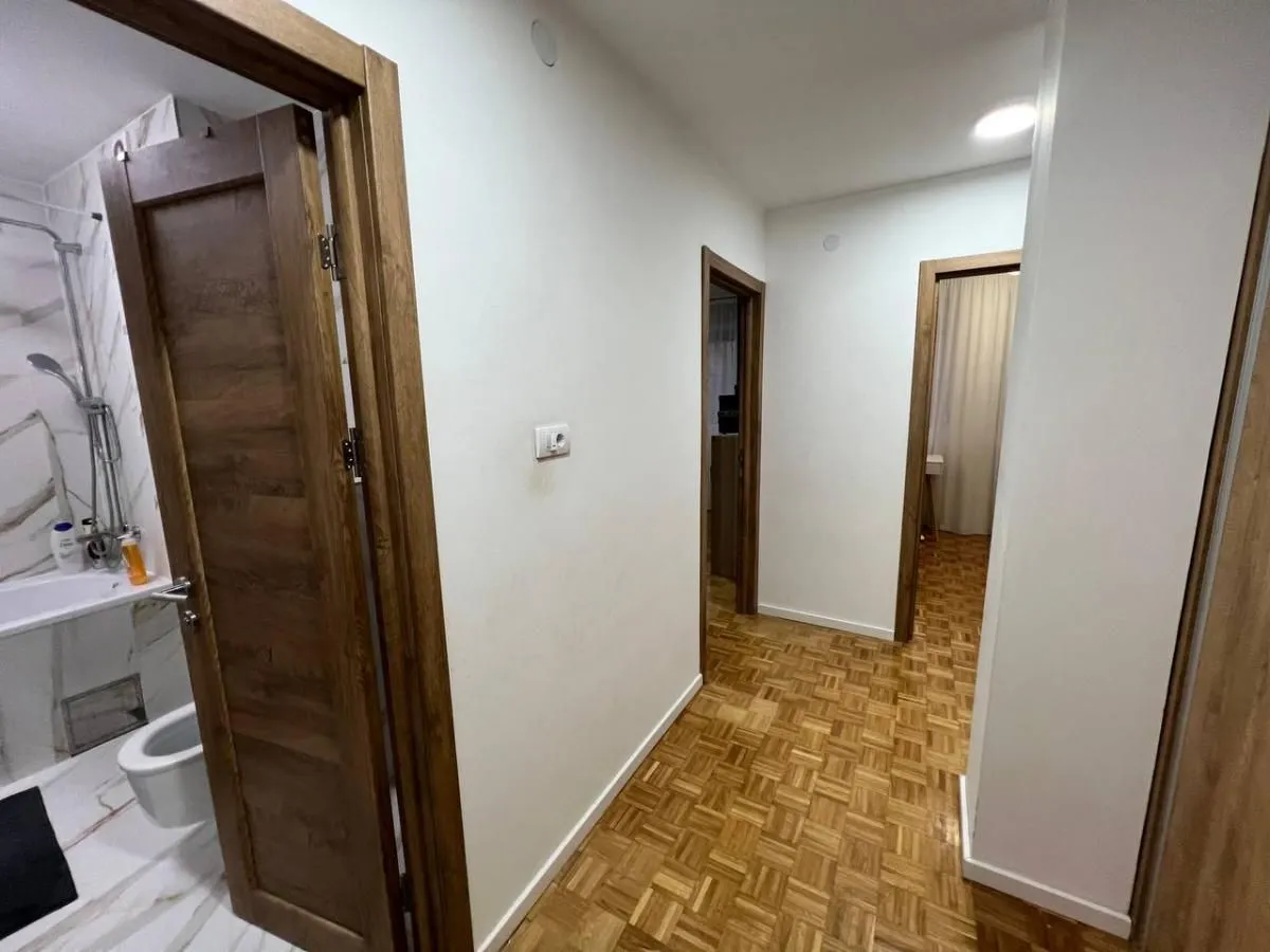 Prodaja, četvorosoban stan, 96m², Sajam, Novi Sad Sve Podlokacije