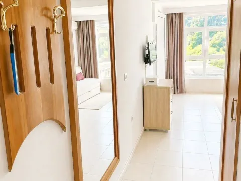 Prodaja, jednosoban stan, 30m², Rafailovići, Budva - image 7