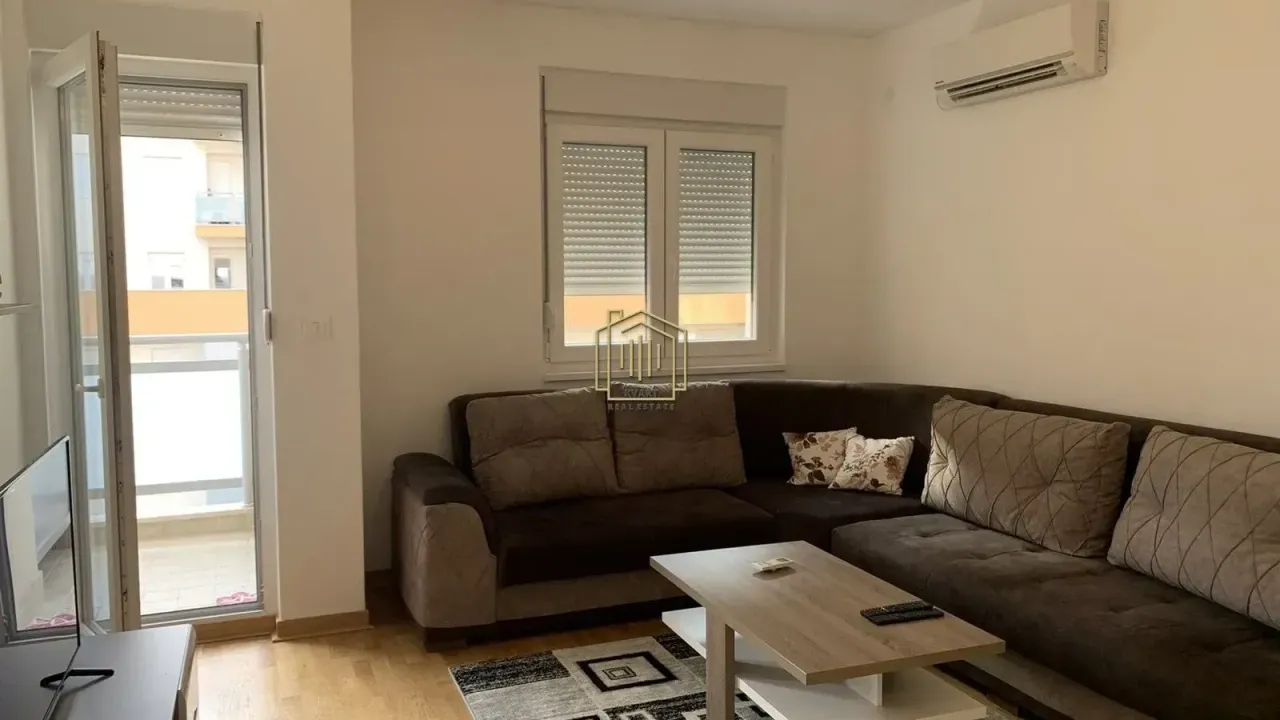 Rent, one bedroom apartment, 45m², City Kej, Podgorica