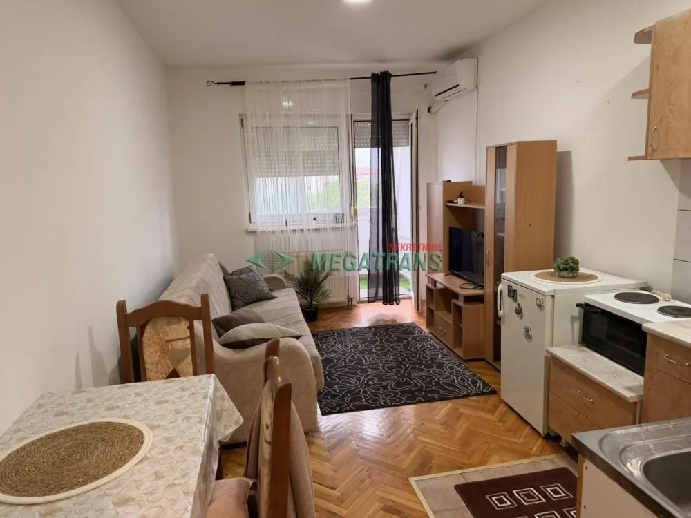 Izdavanje, stan, 26m², Nova Detelinara, Novi Sad Sve Podlokacije