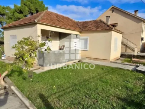 Rent, house, 85m², Zagorič, Podgorica - image 9