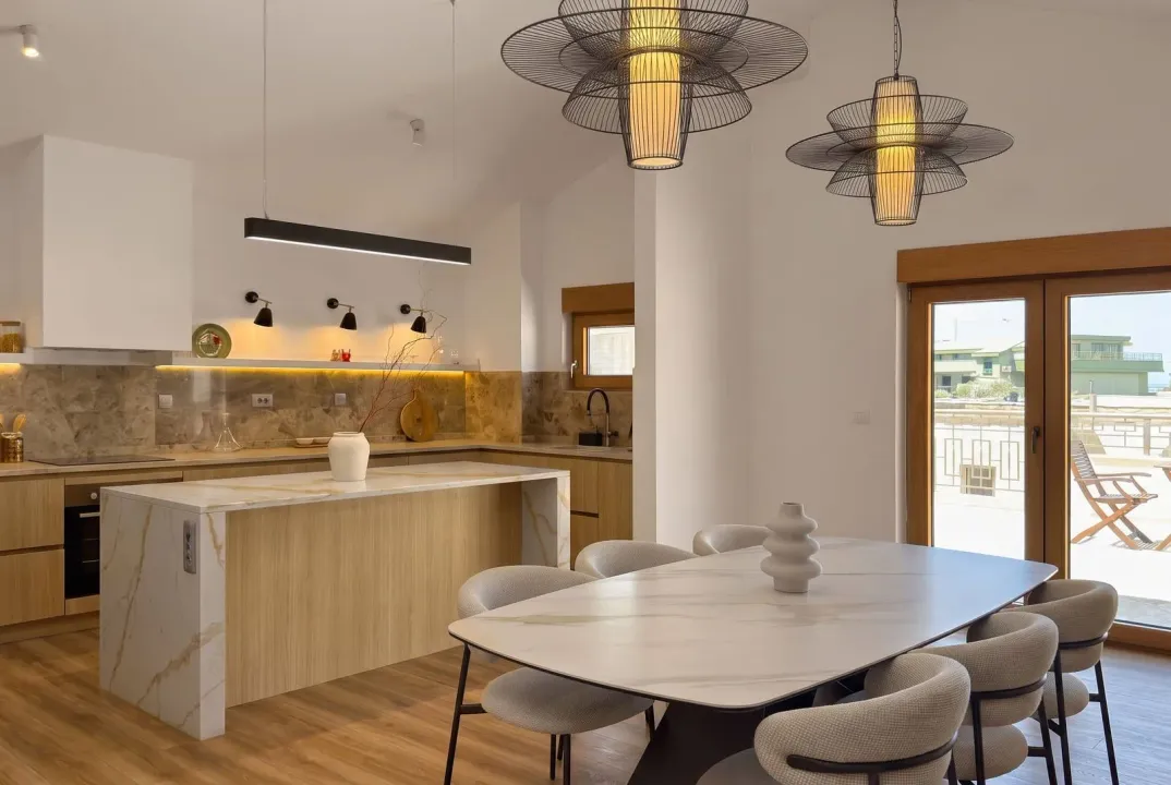 Rent, three bedroom apartment, 136m², Pržno, Budva