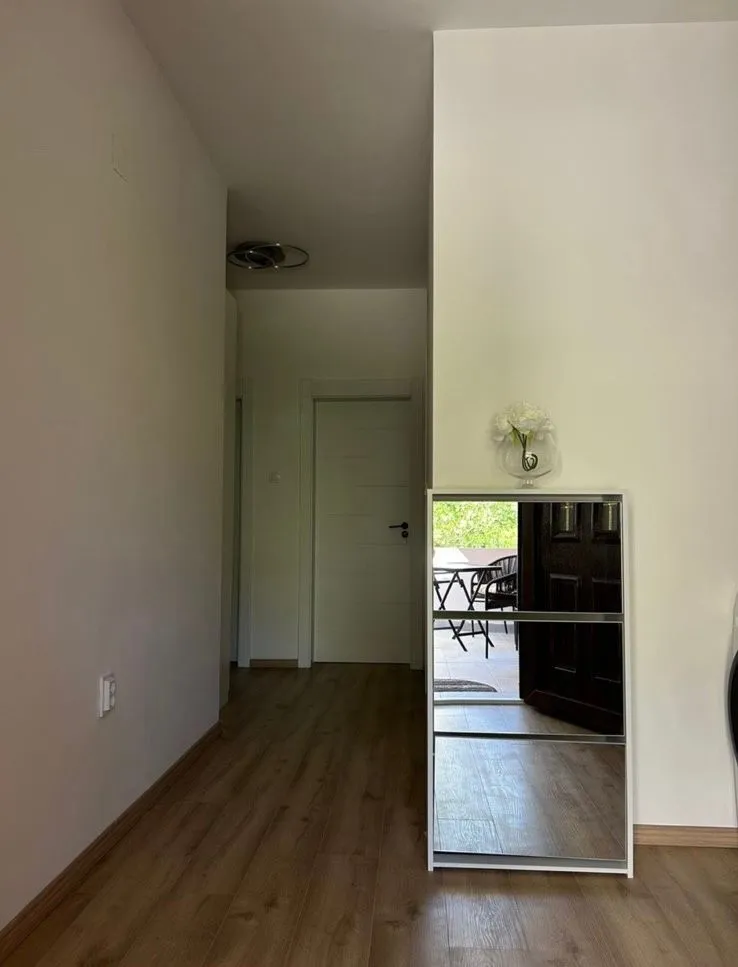 Rent, two bedroom apartment, 70m², Seljanovo, Tivat