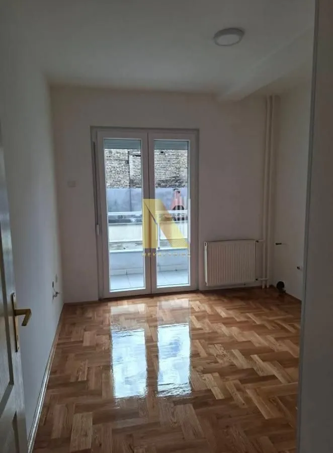 Izdavanje, dvosoban stan, 54m², Podbara, Novi Sad Sve Podlokacije