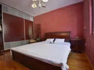 Izdavanje, dvosoban stan, 86m², Dobrota, Kotor - image 11