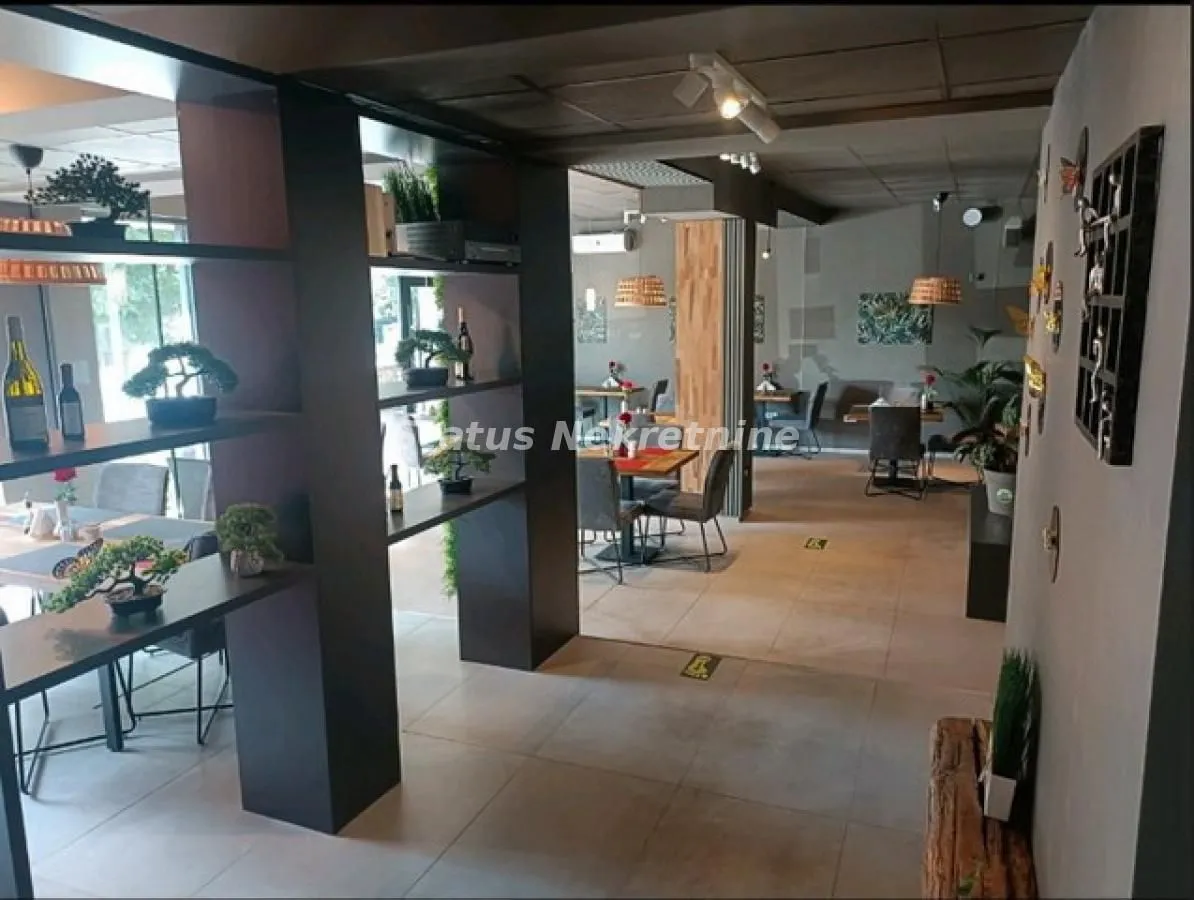 Rent, office space, 200m², Sajmište, Novi Sad