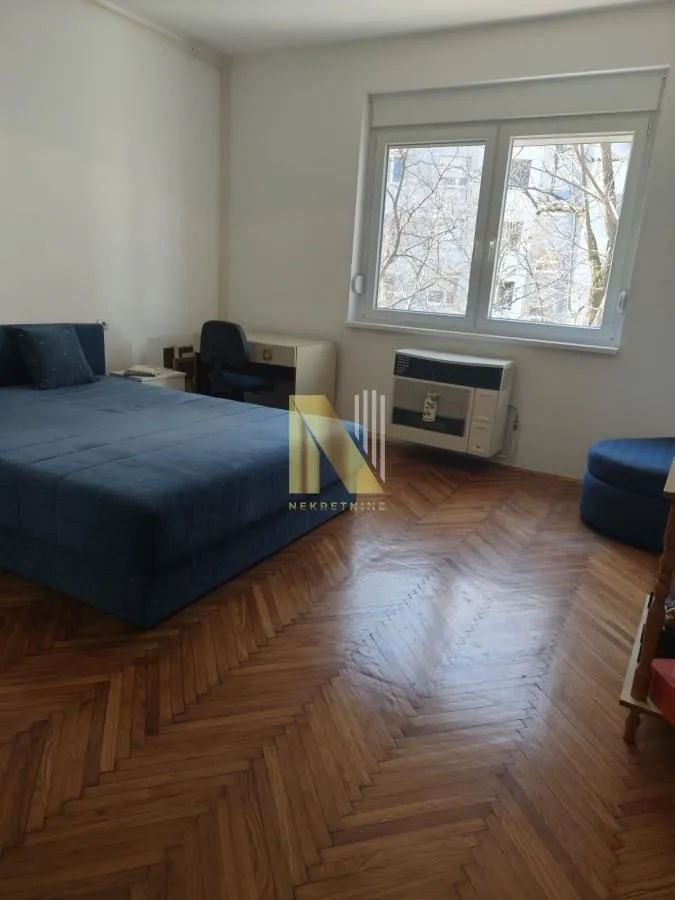 Prodaja, trosoban stan, 71m², Cara Dušana, Novi Sad Sve Podlokacije
