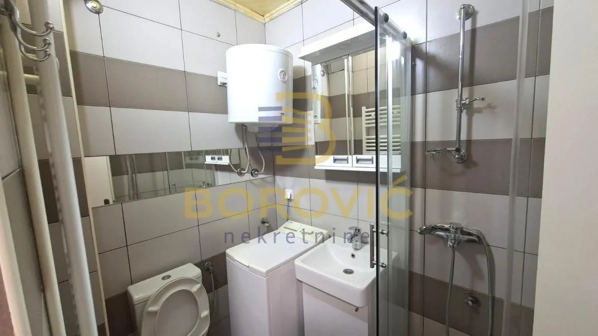 Rent, three bedroom apartment, 47m², Vračar Hram, Vračar Sve Podlokacije