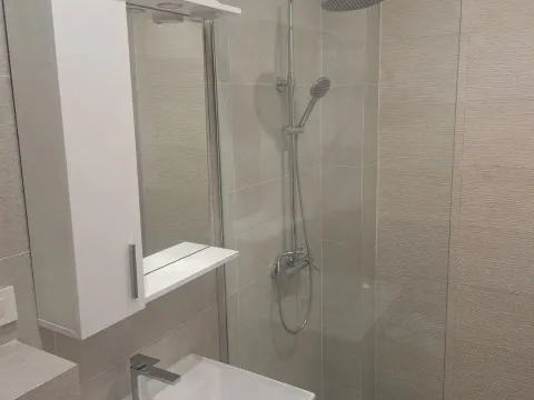 Sale, one bedroom apartment, 70m², Bečići, Budva - image 9