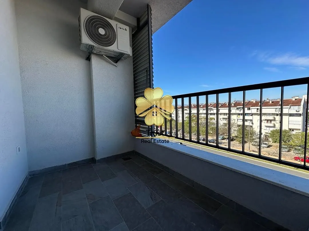 Prodaja, jednosoban stan, 43m², Stari Aerodrom, Podgorica
