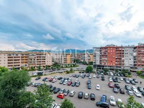 Izdavanje, jednosoban stan, 52m², City Kvart, Podgorica - image 11