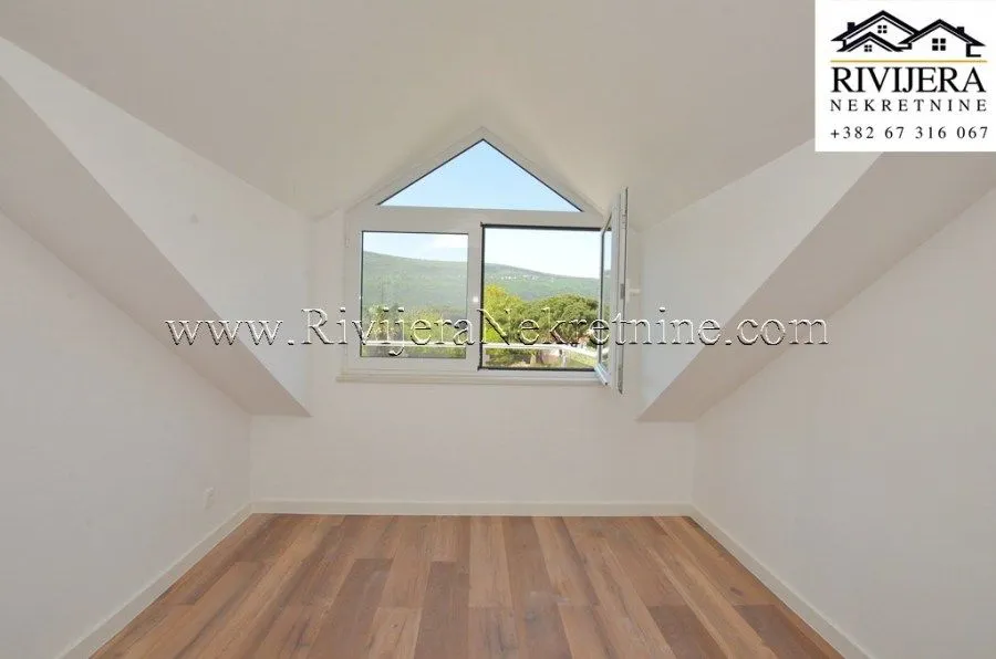 Prodaja, trosoban stan, 146m², Đenovići, Herceg Novi