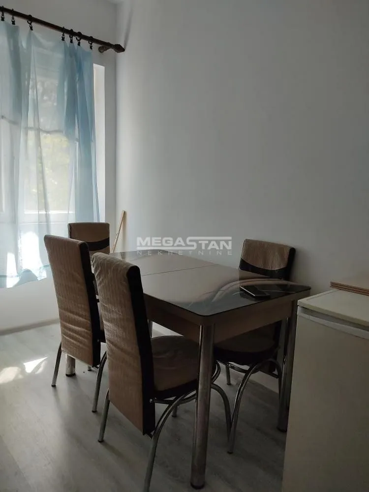 Rent, apartment, 18m², Kanarevo Brdo, Beograd