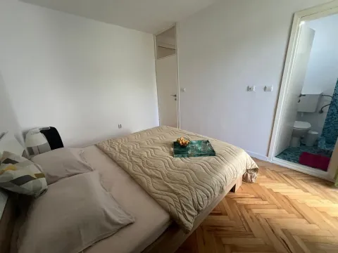 Izdavanje, dvosoban stan, 125m², Budva, Crna Gora - image 9