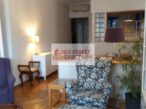 Izdavanje, četvorosoban stan, 87m², Stari Grad, Beograd - image 2