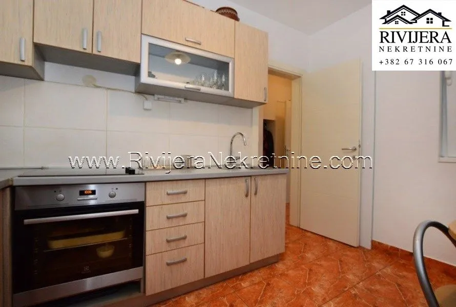 Prodaja, jednosoban stan, 73m², Centar, Herceg Novi