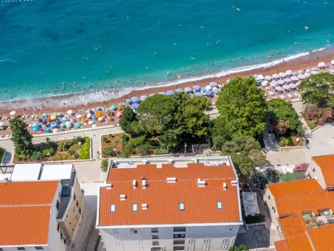 Sale, one bedroom apartment, 46m², Petrovac, Budva - image 3