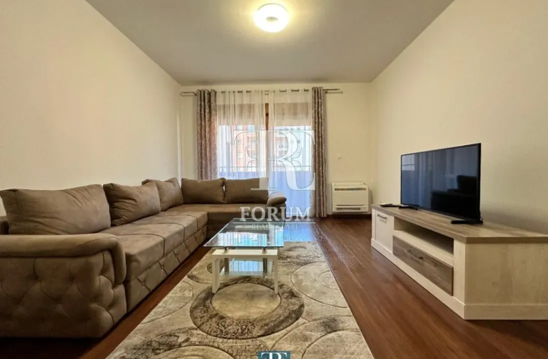 Izdavanje, dvosoban stan, 70m², Master Kvart, Podgorica