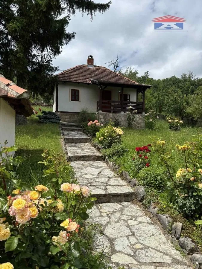Prodaja, kuća, 146m², Ba, Ljig