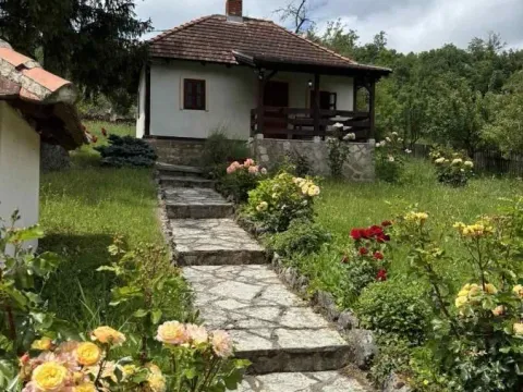 Prodaja, kuća, 146m², Ba, Ljig - image 1