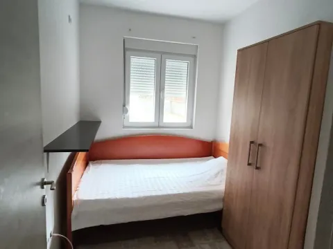 Izdavanje, trosoban stan, 70m², Zabjelo, Podgorica - image 6