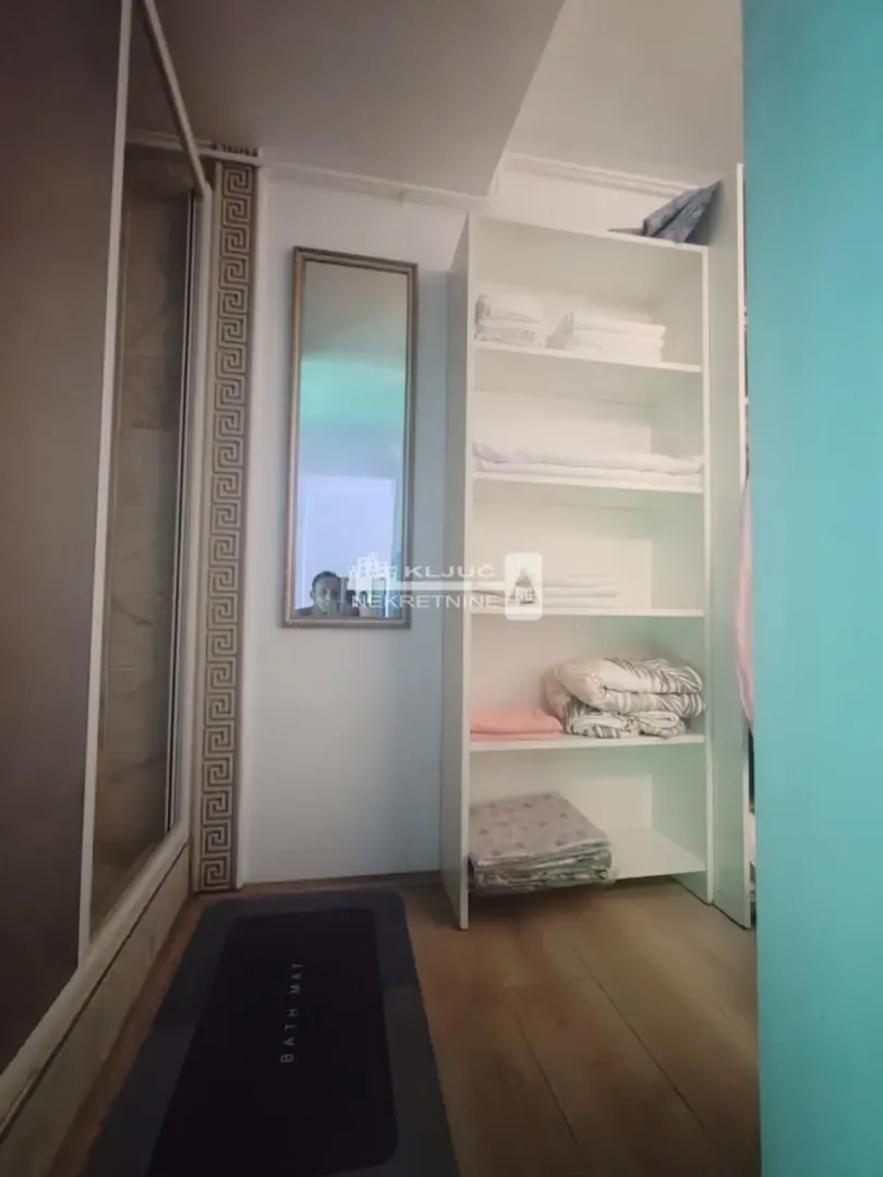 Sale, one bedroom apartment, 32m², Crveni Krst, Beograd