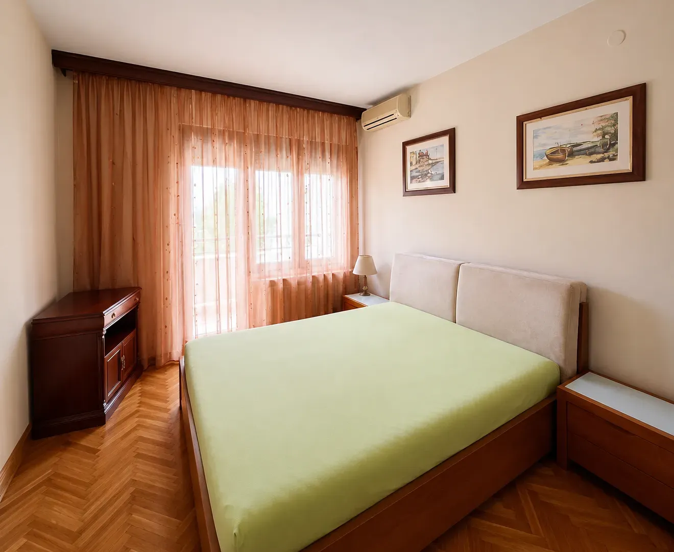 Prodaja, kuća, 200m², Gorica C, Podgorica