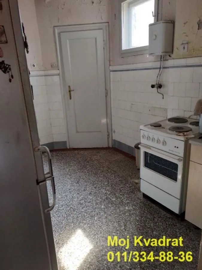 Prodaja, trosoban stan, 77m², Stari Grad, Beograd