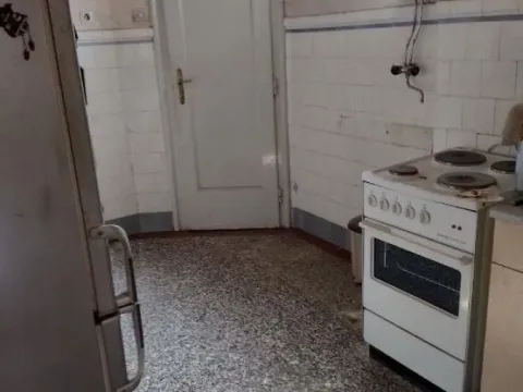 Prodaja, trosoban stan, 77m², Stari Grad, Beograd - image 3