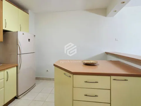 Izdavanje, trosoban stan, 110m², Gorica C, Podgorica - image 7