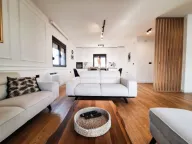 Prodaja,  kuća, 200m2, Donji Kokoti, Podgorica