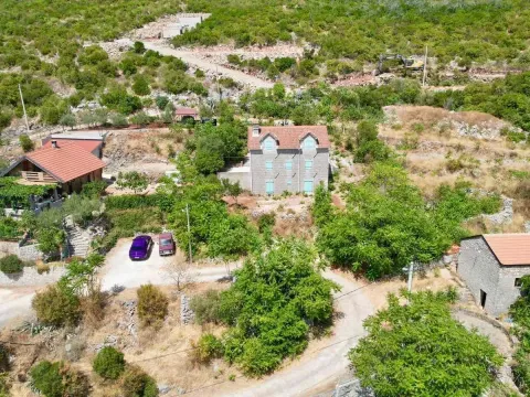 Prodaja, kuća, 138m², Zagora, Kotor - image 22