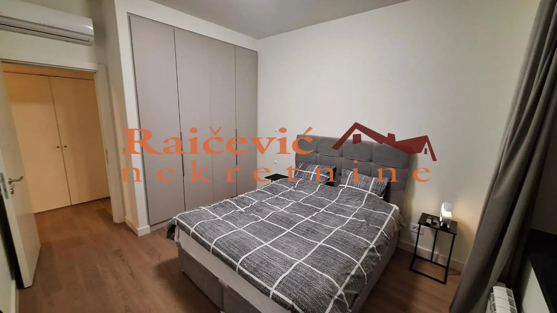 Prodaja, dvosoban stan, 54m², Savski Venac, Beograd