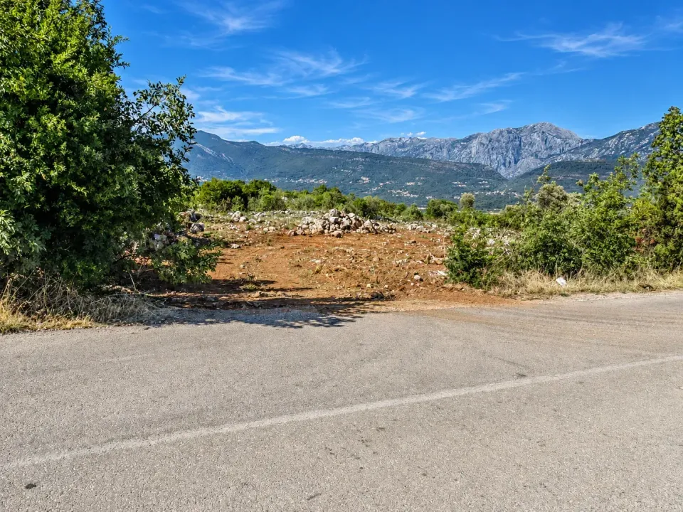 Sale, land lot, 1468m², Kotor, Crna Gora