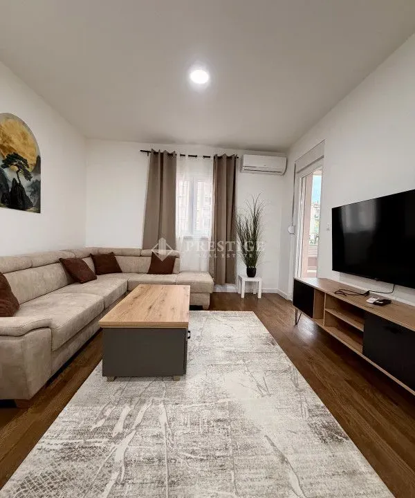 Rent, one bedroom apartment, 46m², Stari Aerodrom, Podgorica