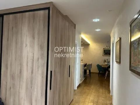 Prodaja, četvorosoban stan, 110m², Južni Bulevar, Vračar Sve Podlokacije - image 10